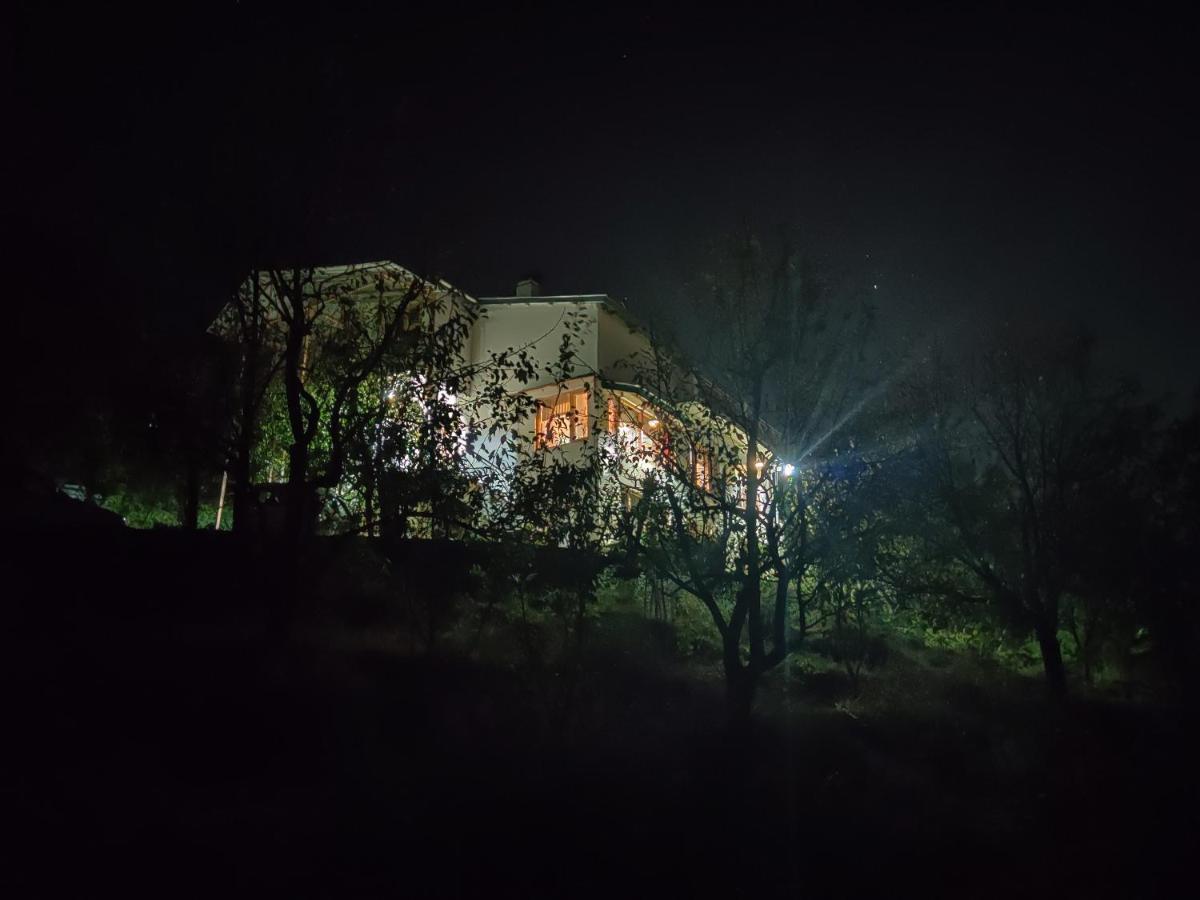 Aashirwad Homestay Kulu Kültér fotó
