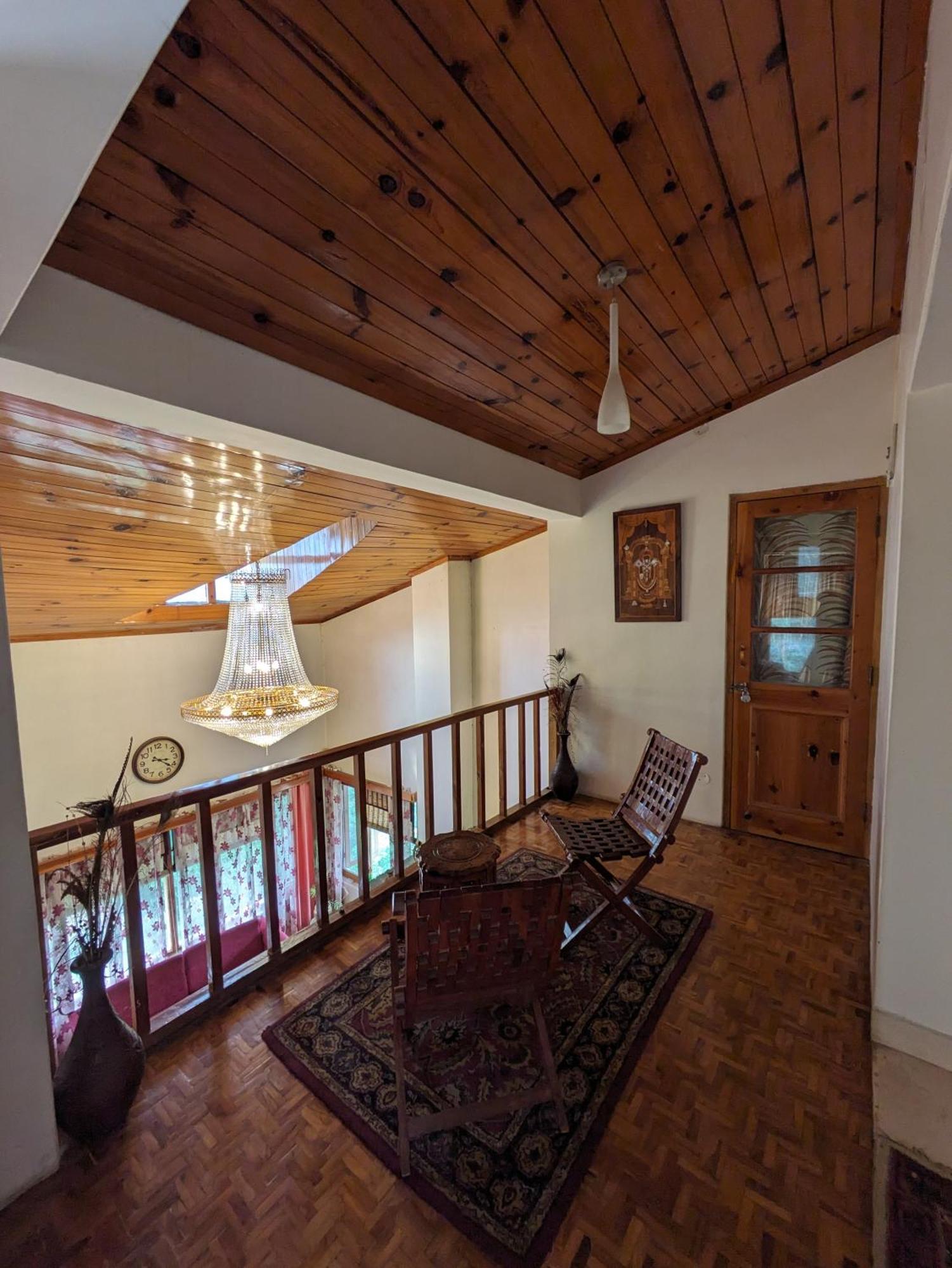 Aashirwad Homestay Kulu Kültér fotó